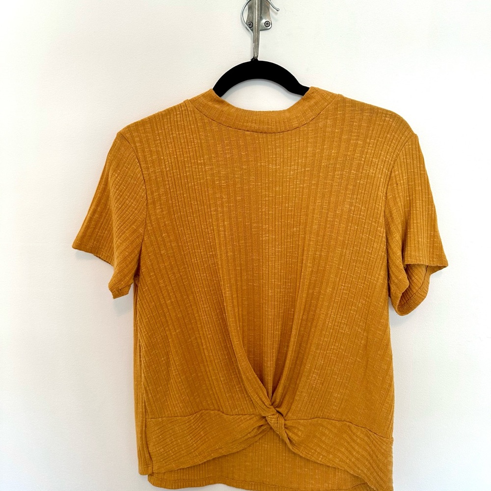 Front twist burnt orange T-shirt